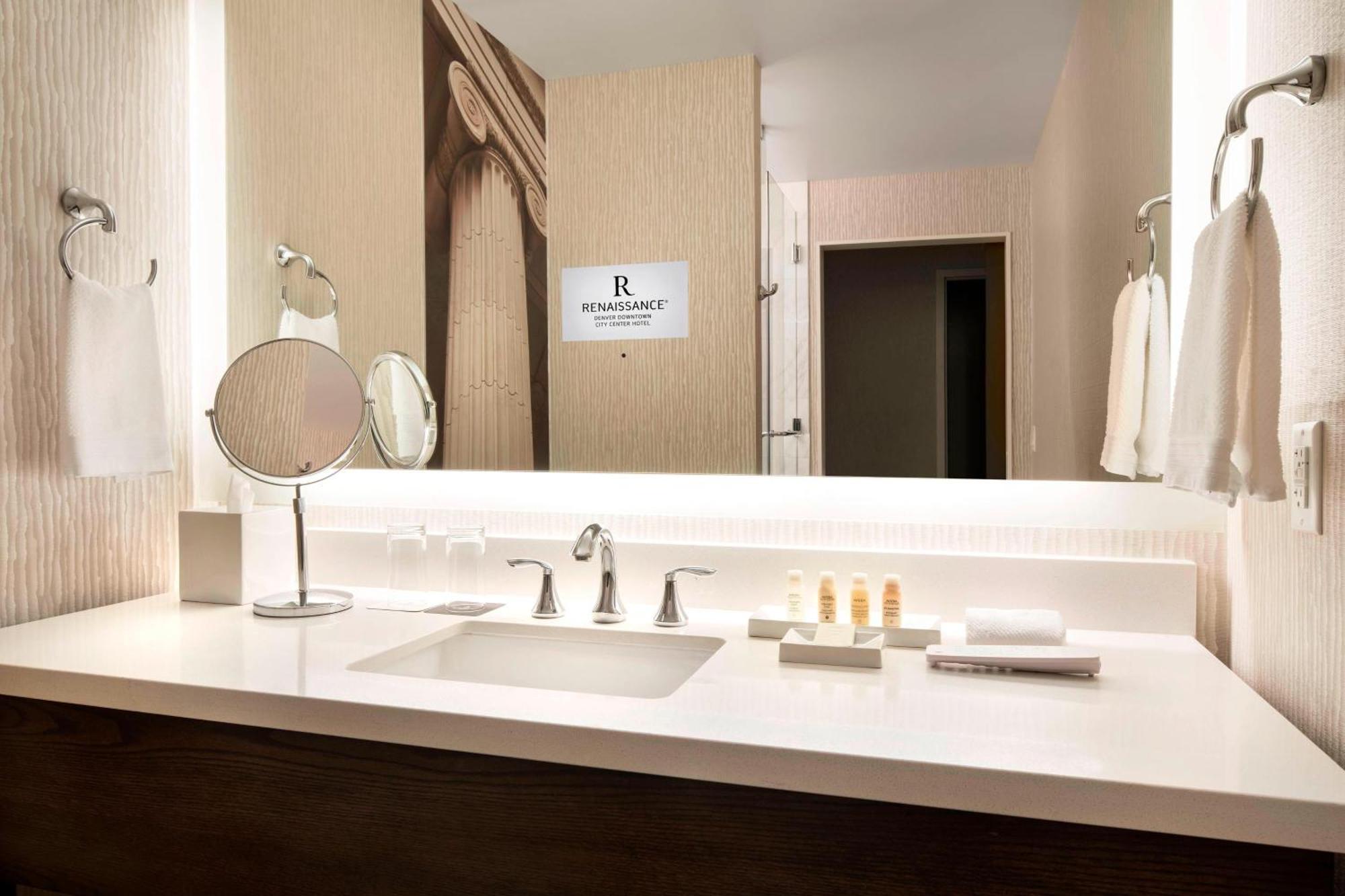 Renaissance Denver Downtown City Center Hotel Екстер'єр фото
