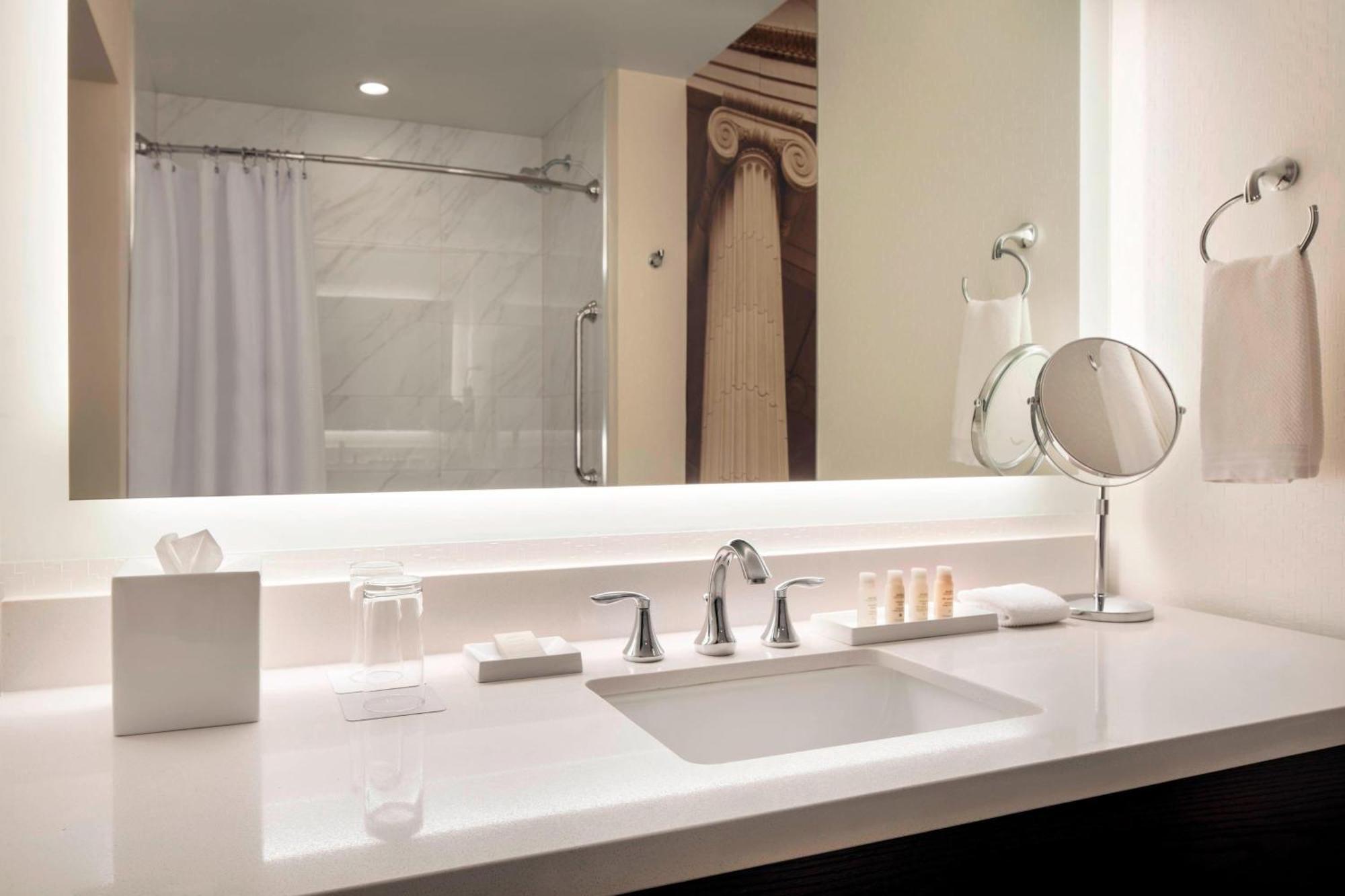 Renaissance Denver Downtown City Center Hotel Екстер'єр фото